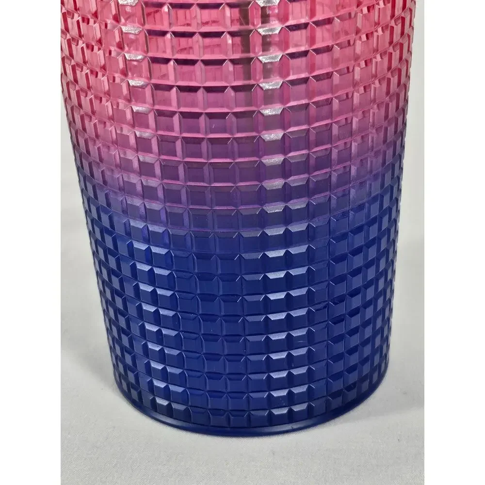 STARBUCKS 2022 COLLECTIBLE TUMBLER – RED TO BLUE GRADIENT – TEXTURED GRID – 24OZ